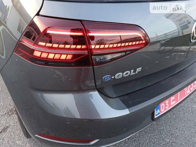 Фольксваген e-Golf, объемом двигателя 0 л и пробегом 96 тыс. км за 16200 $, фото 28 на Automoto.ua