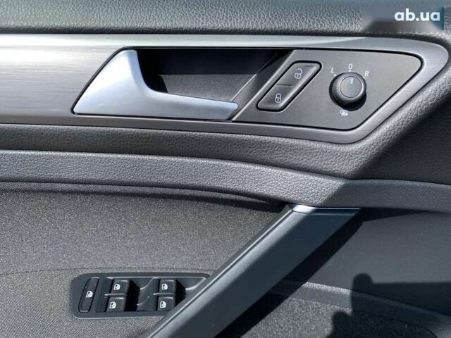 Фольксваген e-Golf, объемом двигателя 0 л и пробегом 19 тыс. км за 14900 $, фото 16 на Automoto.ua