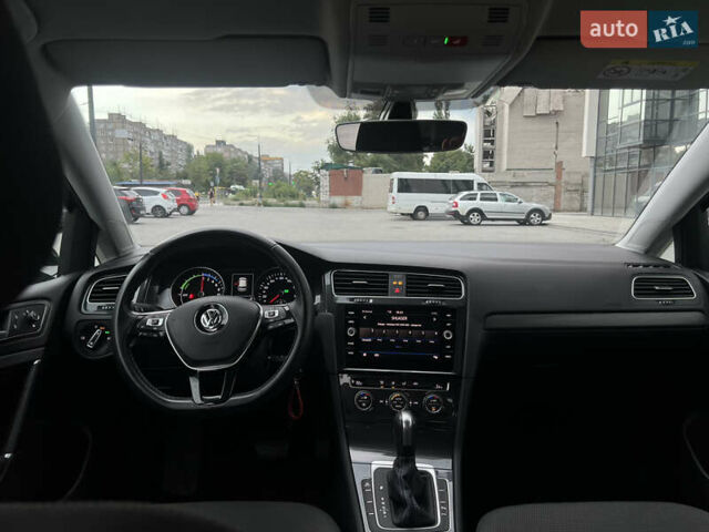 Фольксваген e-Golf, об'ємом двигуна 0 л та пробігом 38 тис. км за 14300 $, фото 27 на Automoto.ua