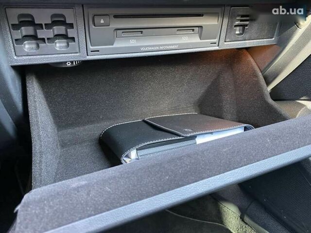 Фольксваген e-Golf, объемом двигателя 0 л и пробегом 36 тыс. км за 15700 $, фото 28 на Automoto.ua