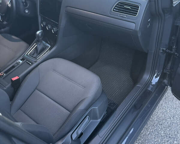 Фольксваген e-Golf, объемом двигателя 0 л и пробегом 70 тыс. км за 15500 $, фото 11 на Automoto.ua