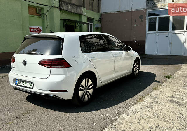 Фольксваген e-Golf, объемом двигателя 0 л и пробегом 53 тыс. км за 16200 $, фото 10 на Automoto.ua