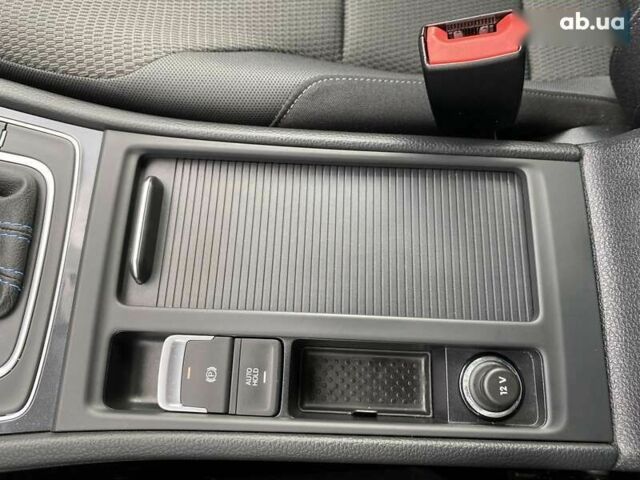 Фольксваген e-Golf, объемом двигателя 0 л и пробегом 30 тыс. км за 14400 $, фото 25 на Automoto.ua