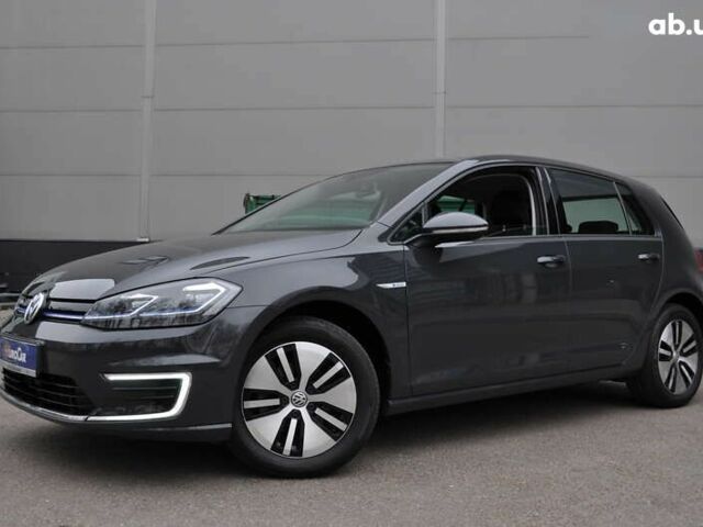 Фольксваген e-Golf, объемом двигателя 0 л и пробегом 42 тыс. км за 15800 $, фото 2 на Automoto.ua