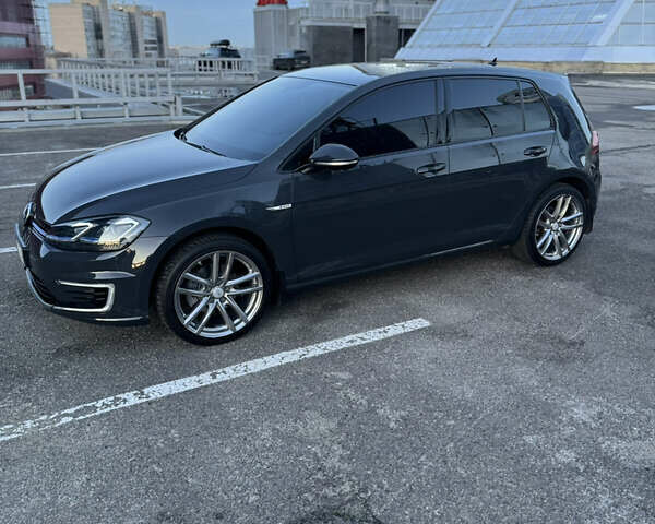Фольксваген e-Golf, объемом двигателя 0 л и пробегом 70 тыс. км за 15500 $, фото 4 на Automoto.ua