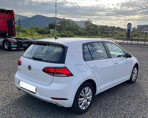 Фольксваген e-Golf, объемом двигателя 0 л и пробегом 25 тыс. км за 16500 $, фото 2 на Automoto.ua