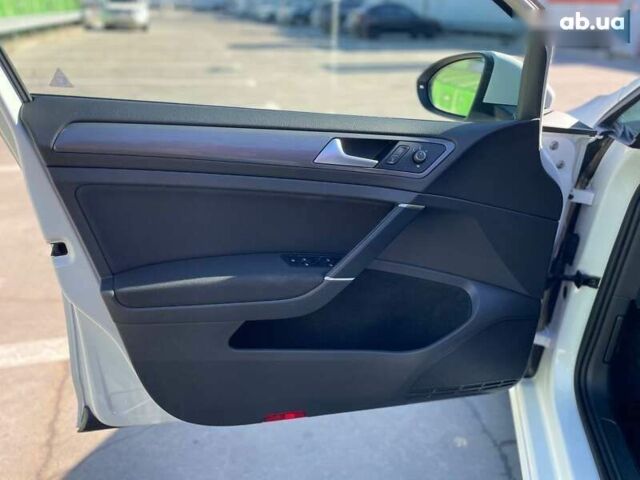 Фольксваген e-Golf, об'ємом двигуна 0 л та пробігом 124 тис. км за 13400 $, фото 15 на Automoto.ua