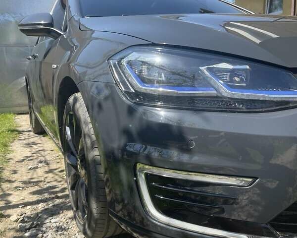 Фольксваген e-Golf, объемом двигателя 0 л и пробегом 64 тыс. км за 16500 $, фото 14 на Automoto.ua