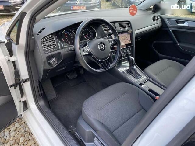 Фольксваген e-Golf, объемом двигателя 0 л и пробегом 41 тыс. км за 14400 $, фото 1 на Automoto.ua