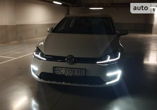 Фольксваген e-Golf, об'ємом двигуна 0 л та пробігом 54 тис. км за 16500 $, фото 17 на Automoto.ua