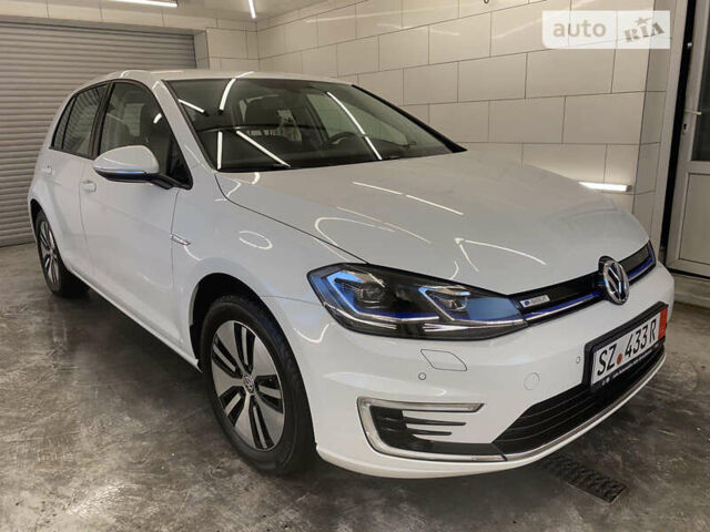 Фольксваген e-Golf, объемом двигателя 0 л и пробегом 15 тыс. км за 18888 $, фото 3 на Automoto.ua