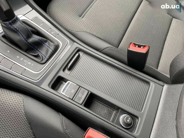 Фольксваген e-Golf, объемом двигателя 0 л и пробегом 14 тыс. км за 14900 $, фото 25 на Automoto.ua