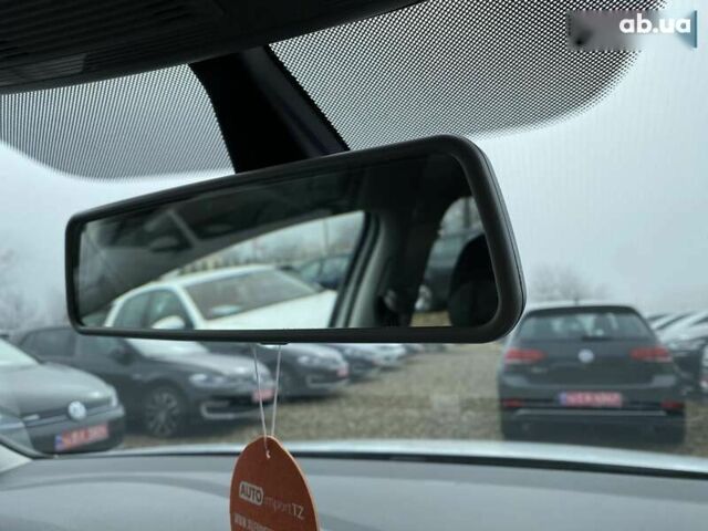 Фольксваген e-Golf, объемом двигателя 0 л и пробегом 14 тыс. км за 14900 $, фото 26 на Automoto.ua