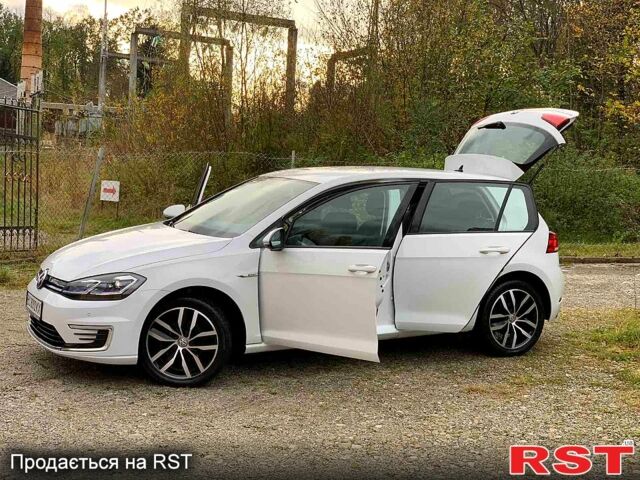 Фольксваген e-Golf, объемом двигателя 0 л и пробегом 36 тыс. км за 18500 $, фото 7 на Automoto.ua