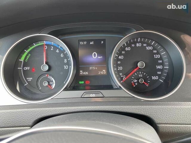 Фольксваген e-Golf, объемом двигателя 0 л и пробегом 41 тыс. км за 14400 $, фото 20 на Automoto.ua