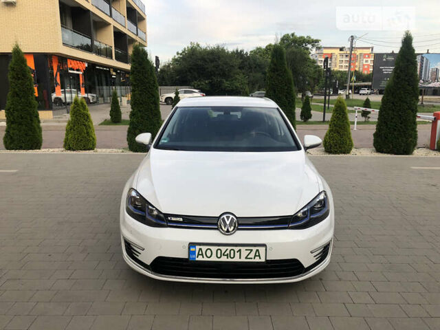 Фольксваген e-Golf, объемом двигателя 0 л и пробегом 50 тыс. км за 17950 $, фото 1 на Automoto.ua