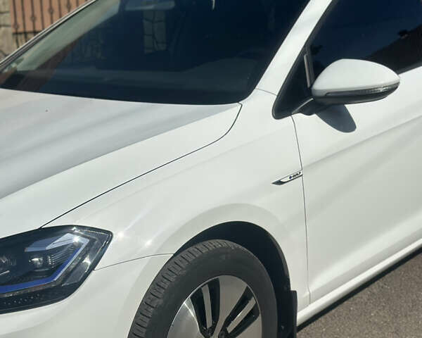 Фольксваген e-Golf, об'ємом двигуна 0 л та пробігом 18 тис. км за 17000 $, фото 2 на Automoto.ua