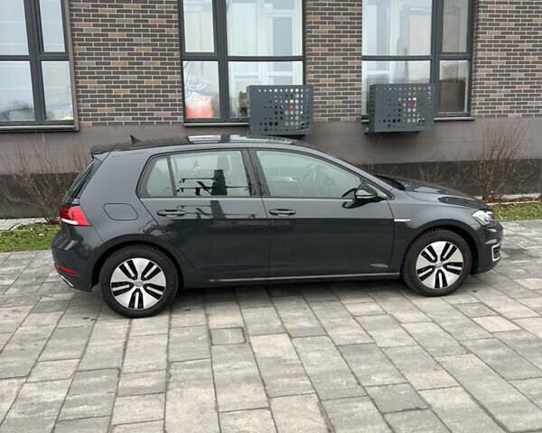 Фольксваген e-Golf, объемом двигателя 0 л и пробегом 49 тыс. км за 14600 $, фото 16 на Automoto.ua