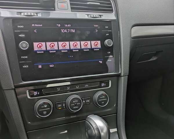 Фольксваген e-Golf, объемом двигателя 0 л и пробегом 77 тыс. км за 14400 $, фото 14 на Automoto.ua