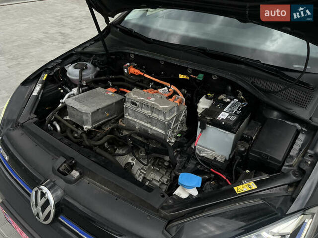 Фольксваген e-Golf, об'ємом двигуна 0 л та пробігом 38 тис. км за 14300 $, фото 26 на Automoto.ua