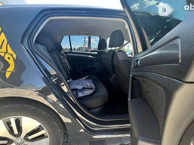 Фольксваген e-Golf, объемом двигателя 0 л и пробегом 30 тыс. км за 14800 $, фото 22 на Automoto.ua