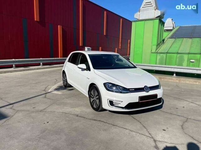 Фольксваген e-Golf, объемом двигателя 0 л и пробегом 124 тыс. км за 13400 $, фото 2 на Automoto.ua