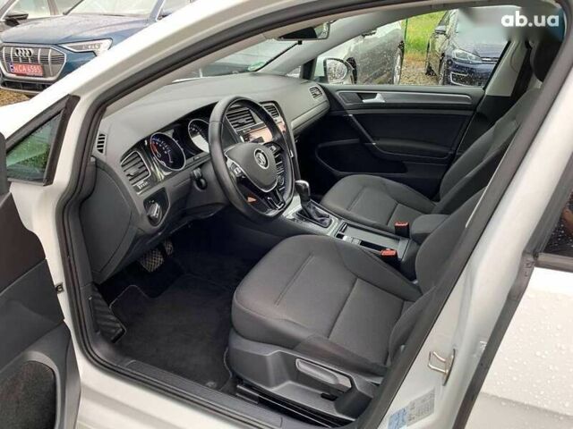 Фольксваген e-Golf, объемом двигателя 0 л и пробегом 32 тыс. км за 14400 $, фото 13 на Automoto.ua