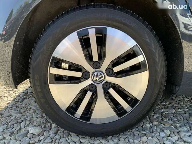 Фольксваген e-Golf, объемом двигателя 0 л и пробегом 38 тыс. км за 14300 $, фото 10 на Automoto.ua