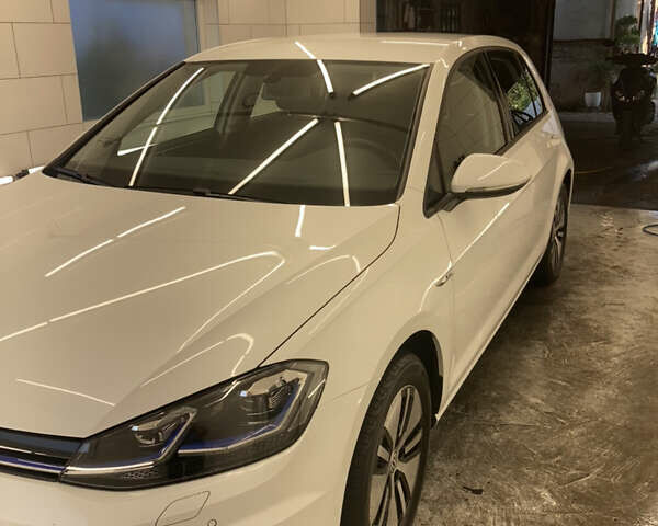 Фольксваген e-Golf, объемом двигателя 0 л и пробегом 15 тыс. км за 18888 $, фото 18 на Automoto.ua