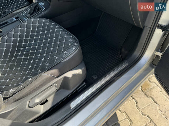 Серый Фольксваген e-Golf, объемом двигателя 0 л и пробегом 167 тыс. км за 8700 $, фото 30 на Automoto.ua