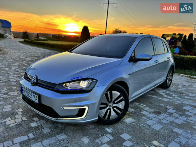 Серый Фольксваген e-Golf, объемом двигателя 0 л и пробегом 161 тыс. км за 8499 $, фото 19 на Automoto.ua