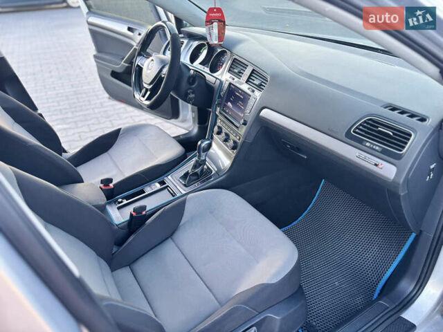 Сірий Фольксваген e-Golf, об'ємом двигуна 0 л та пробігом 161 тис. км за 8950 $, фото 64 на Automoto.ua