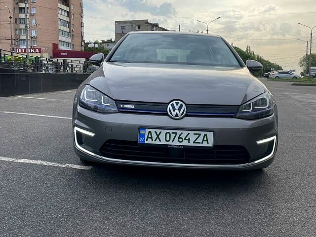 Сірий Фольксваген e-Golf, об'ємом двигуна 0 л та пробігом 140 тис. км за 11600 $, фото 1 на Automoto.ua