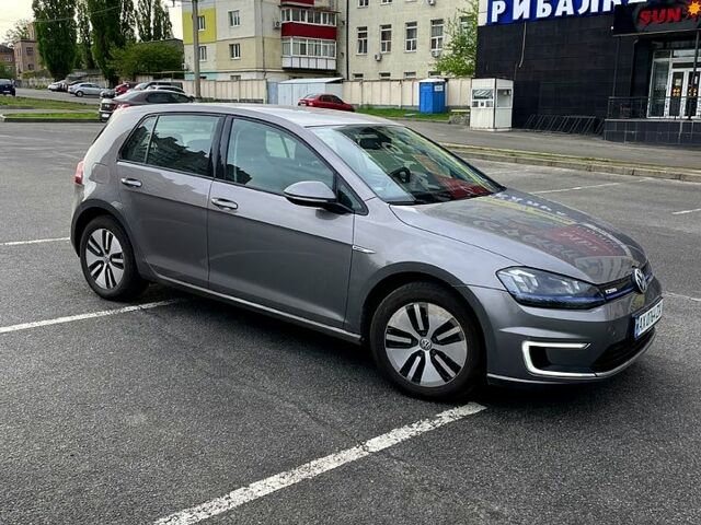 Сірий Фольксваген e-Golf, об'ємом двигуна 0 л та пробігом 140 тис. км за 11600 $, фото 2 на Automoto.ua