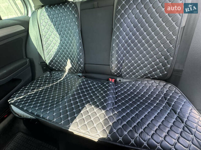Серый Фольксваген e-Golf, объемом двигателя 0 л и пробегом 167 тыс. км за 8700 $, фото 41 на Automoto.ua