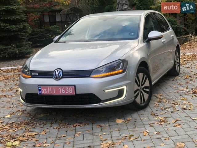 Серый Фольксваген e-Golf, объемом двигателя 0 л и пробегом 157 тыс. км за 7800 $, фото 2 на Automoto.ua