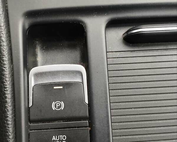 Серый Фольксваген e-Golf, объемом двигателя 0 л и пробегом 130 тыс. км за 8800 $, фото 15 на Automoto.ua