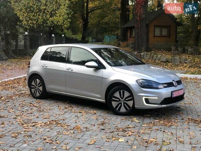 Серый Фольксваген e-Golf, объемом двигателя 0 л и пробегом 157 тыс. км за 8100 $, фото 30 на Automoto.ua