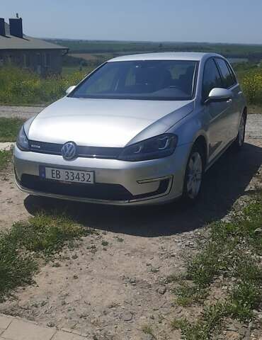 Сірий Фольксваген e-Golf, об'ємом двигуна 0 л та пробігом 72 тис. км за 9250 $, фото 8 на Automoto.ua