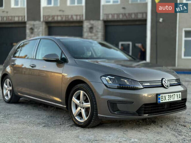 Серый Фольксваген e-Golf, объемом двигателя 0 л и пробегом 210 тыс. км за 7800 $, фото 10 на Automoto.ua