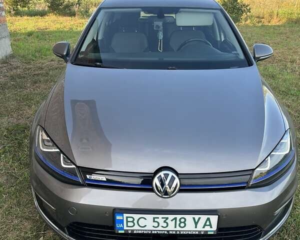 Сірий Фольксваген e-Golf, об'ємом двигуна 0 л та пробігом 112 тис. км за 8200 $, фото 10 на Automoto.ua
