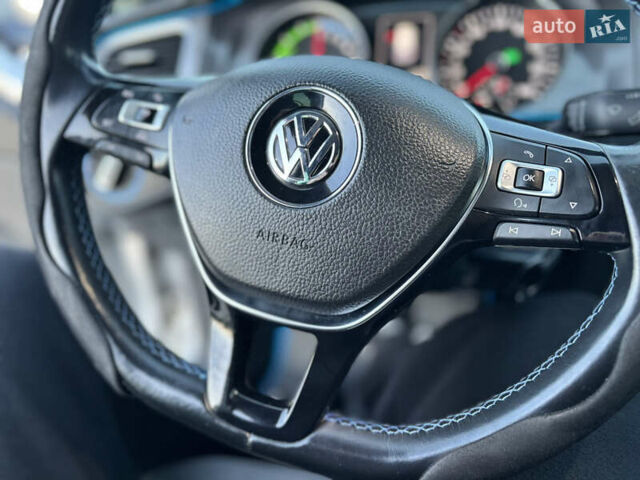 Серый Фольксваген e-Golf, объемом двигателя 0 л и пробегом 162 тыс. км за 8499 $, фото 41 на Automoto.ua