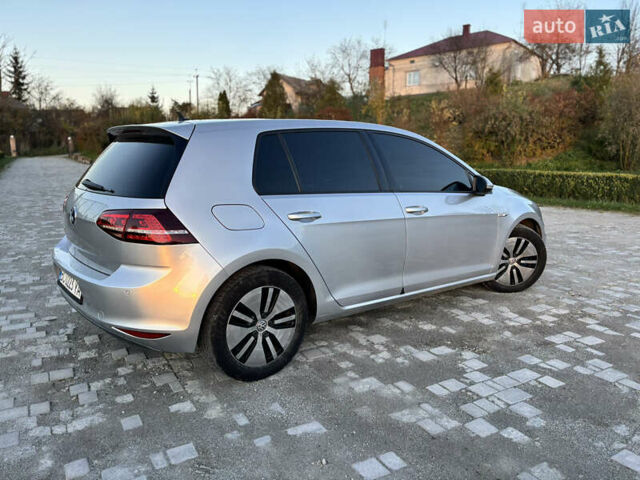 Серый Фольксваген e-Golf, объемом двигателя 0 л и пробегом 161 тыс. км за 8499 $, фото 9 на Automoto.ua