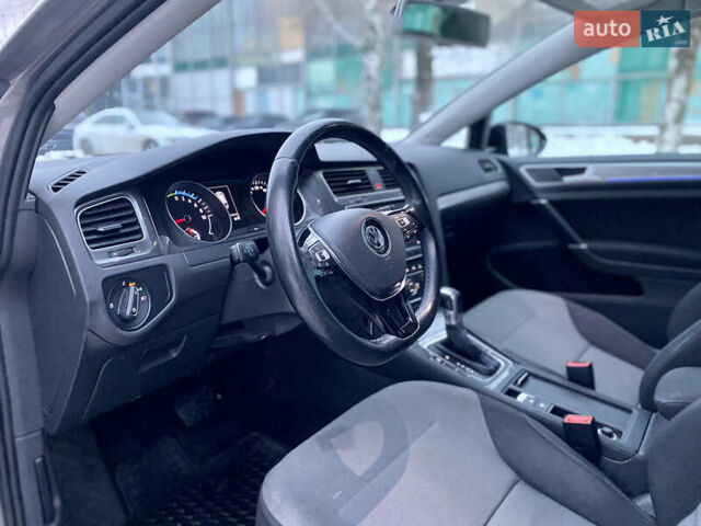 Сірий Фольксваген e-Golf, об'ємом двигуна 0 л та пробігом 105 тис. км за 7800 $, фото 15 на Automoto.ua