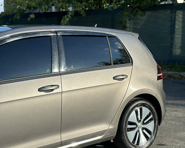 Сірий Фольксваген e-Golf, об'ємом двигуна 0 л та пробігом 122 тис. км за 8500 $, фото 22 на Automoto.ua