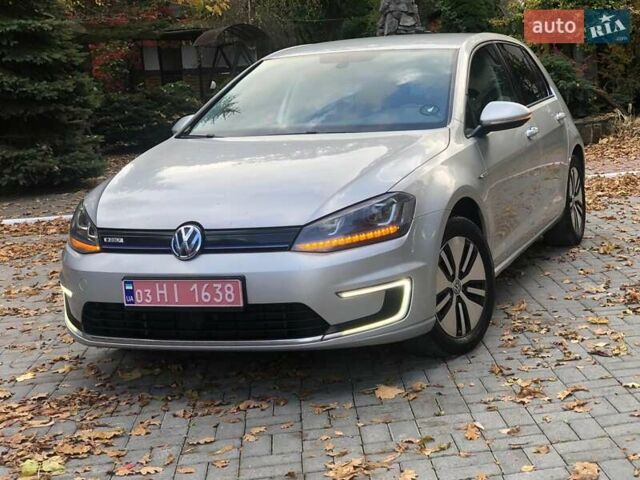 Серый Фольксваген e-Golf, объемом двигателя 0 л и пробегом 157 тыс. км за 8100 $, фото 2 на Automoto.ua
