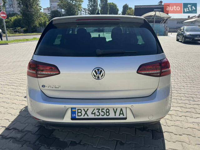 Серый Фольксваген e-Golf, объемом двигателя 0 л и пробегом 167 тыс. км за 8700 $, фото 15 на Automoto.ua