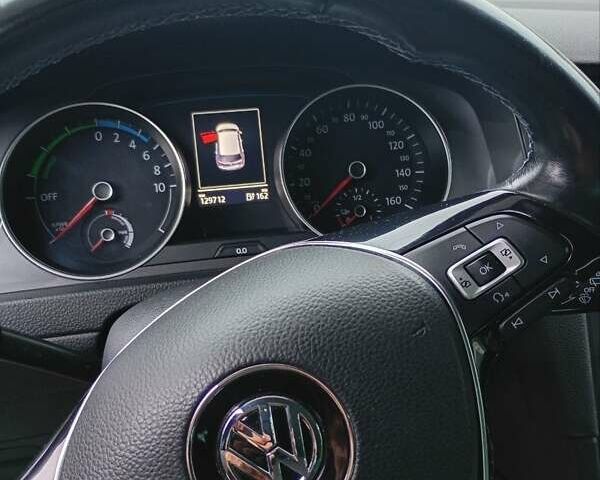 Сірий Фольксваген e-Golf, об'ємом двигуна 0 л та пробігом 130 тис. км за 9100 $, фото 12 на Automoto.ua