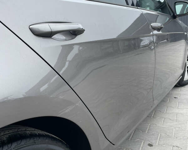 Серый Фольксваген e-Golf, объемом двигателя 0 л и пробегом 195 тыс. км за 7699 $, фото 20 на Automoto.ua