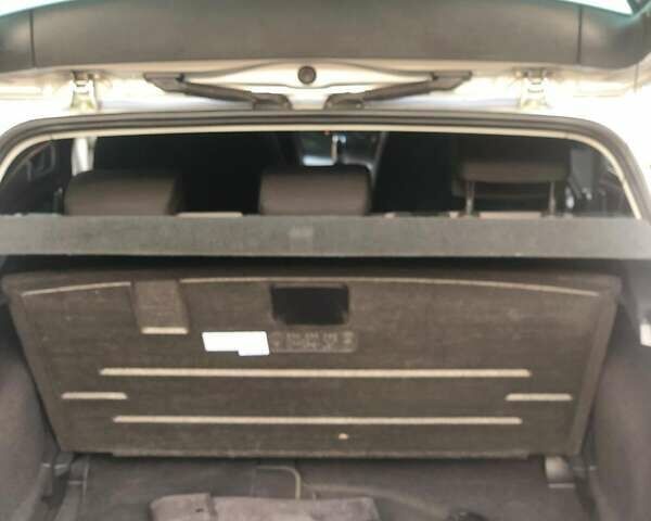 Серый Фольксваген e-Golf, объемом двигателя 0 л и пробегом 157 тыс. км за 8100 $, фото 54 на Automoto.ua